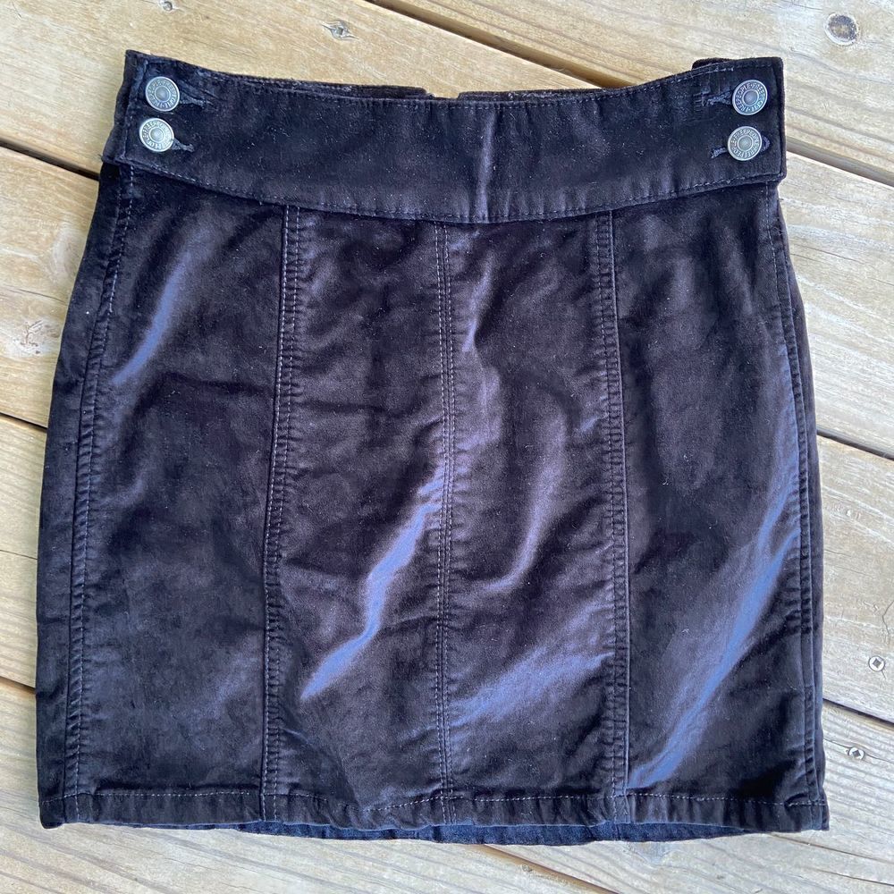 Free People Retro Velvet Black Mini Skirt Size 25